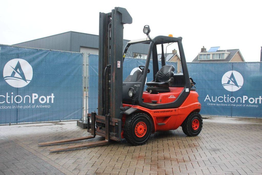 Gabelstapler Linde H25T-03 LPG 2500kg 6,5m 1998