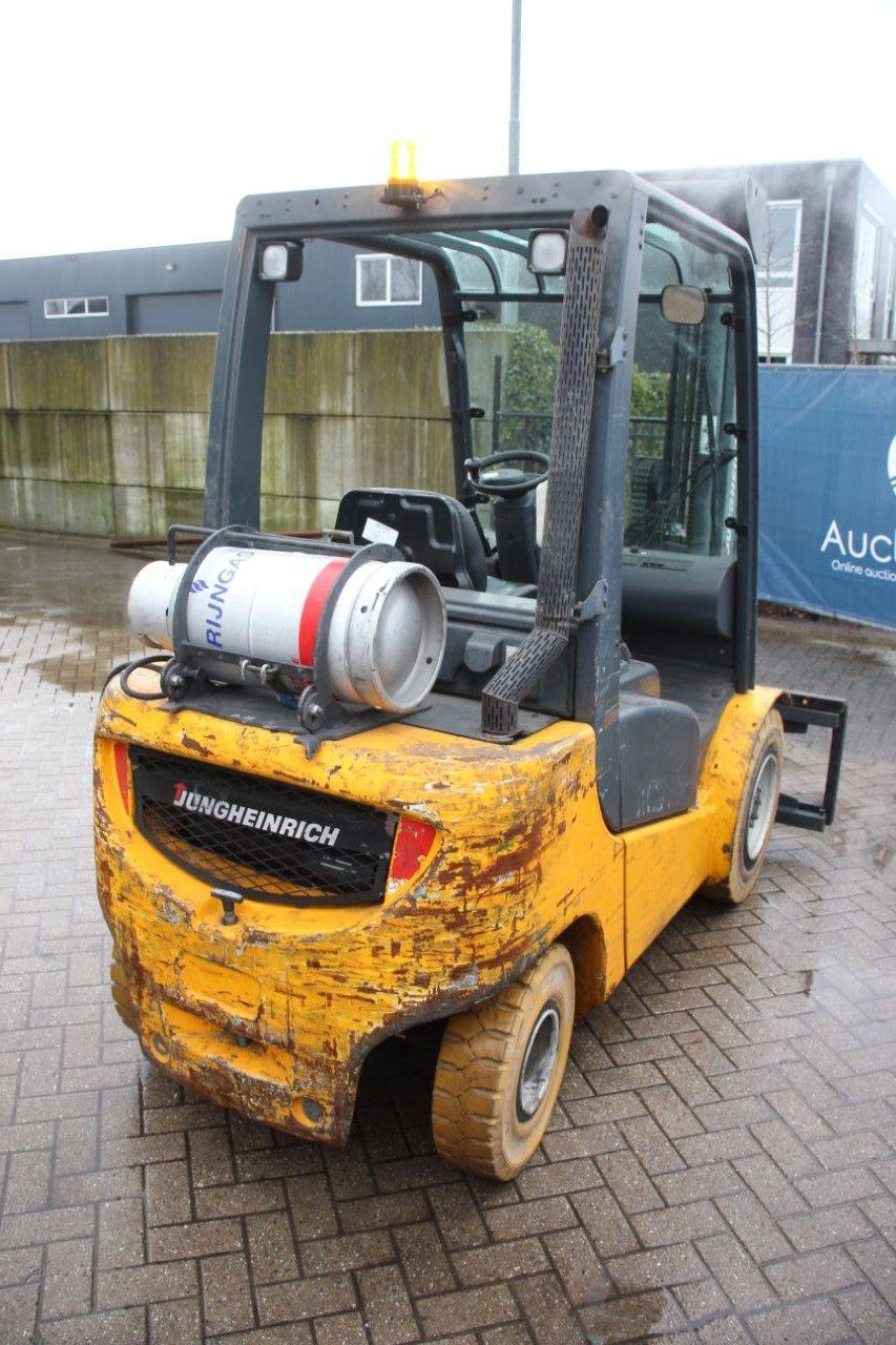 Heftruck Jungheinrich FG40 LPG 2870kg 5.0m