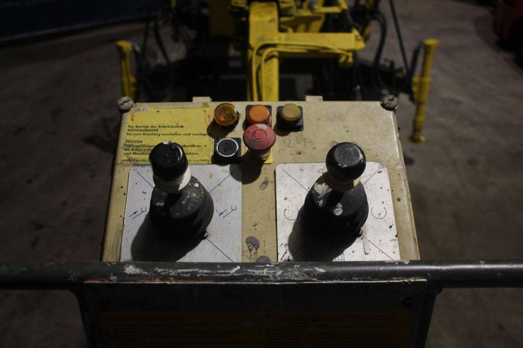 OMME Lift 1500Z Elektrische, anhängermontierte Hubarbeitsbühne 15 m 1994