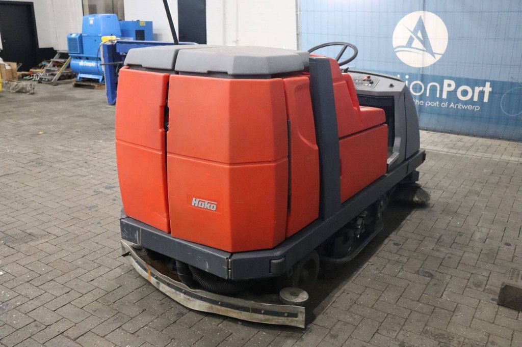 Sweeper Hako Hakomatic B310 R CL Electric 2014