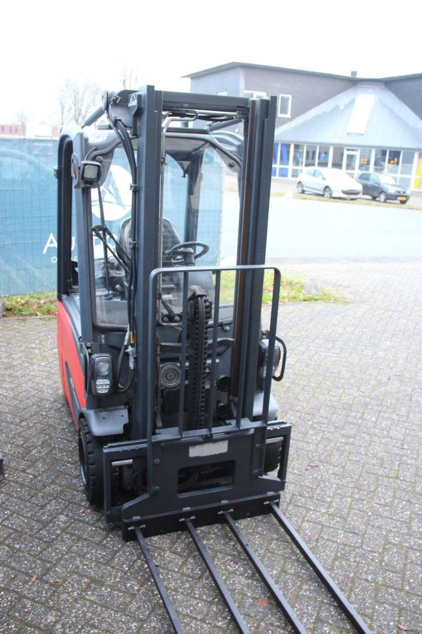 Forklift Linde E16C-02 Electric 1600kg 7m 2017
