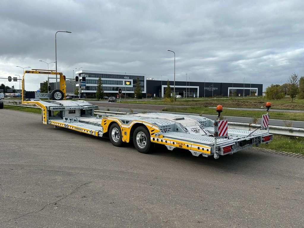 VEGA Trailer VEGAMAX 2 axle Truck transporter
