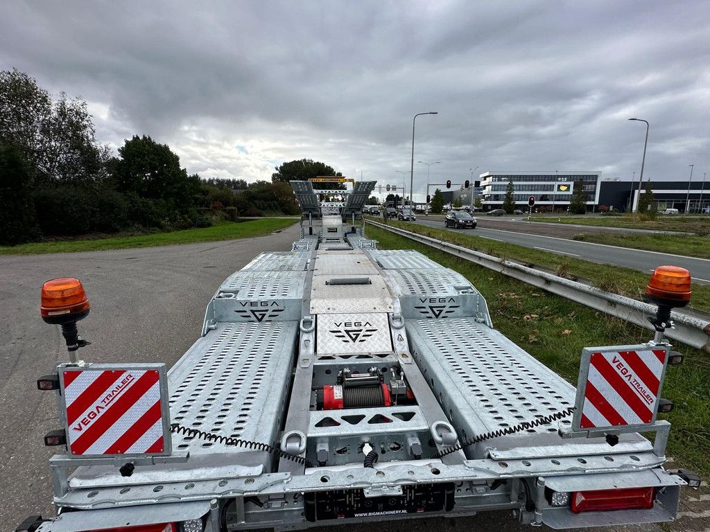 VEGA Trailer VEGAMAX 2 axle Truck transporter