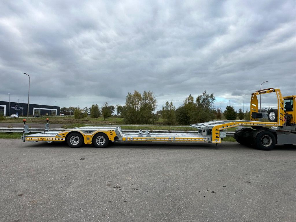 VEGA Trailer VEGAMAX 2 axle Truck transporter