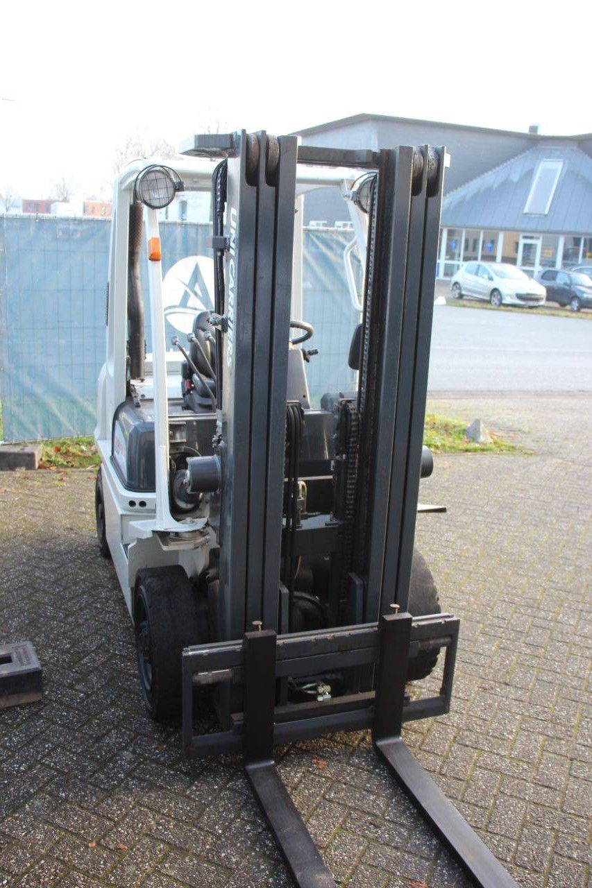 Gabelstapler Nissan Y1D2A25Q Diesel 2100 kg 4,5 m 2014