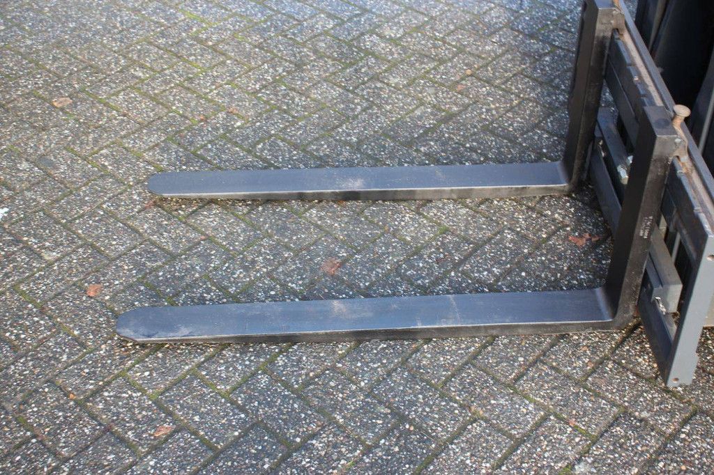 Gabelstapler Nissan Y1D2A25Q Diesel 2100 kg 4,5 m 2014