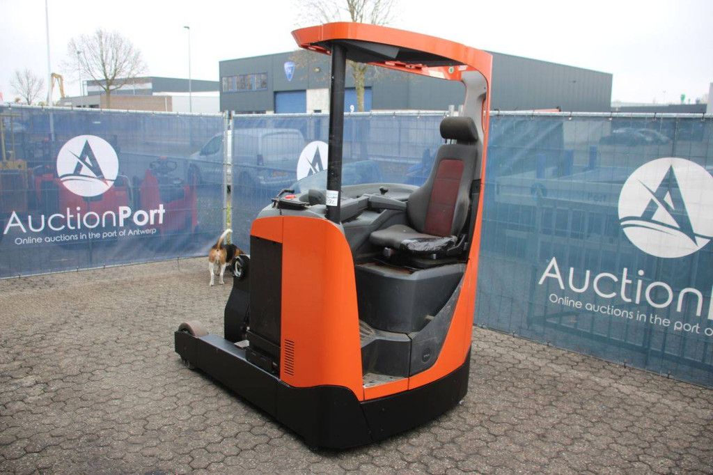 Reach truck Toyota RRE180 Electric 1800kg 2017