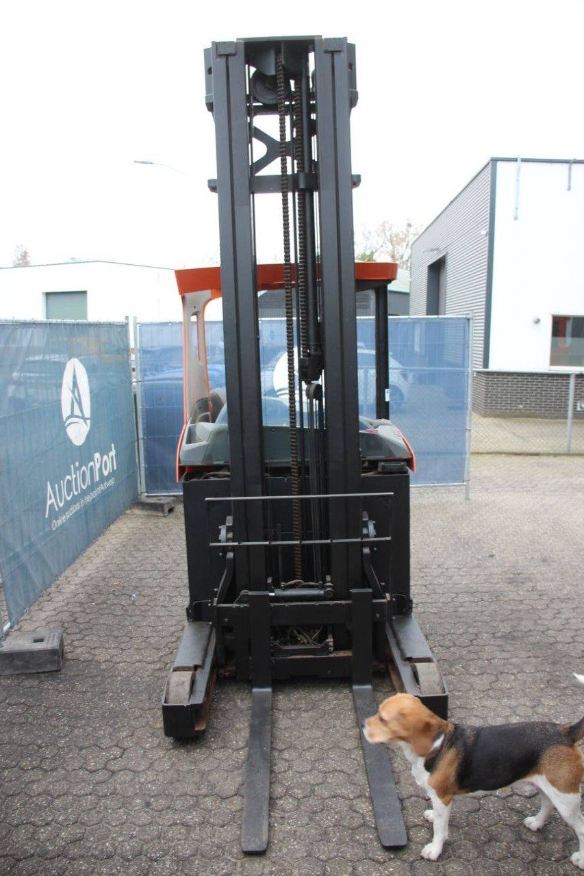 Reach truck BT RRE140 Electric 1400kg 2010