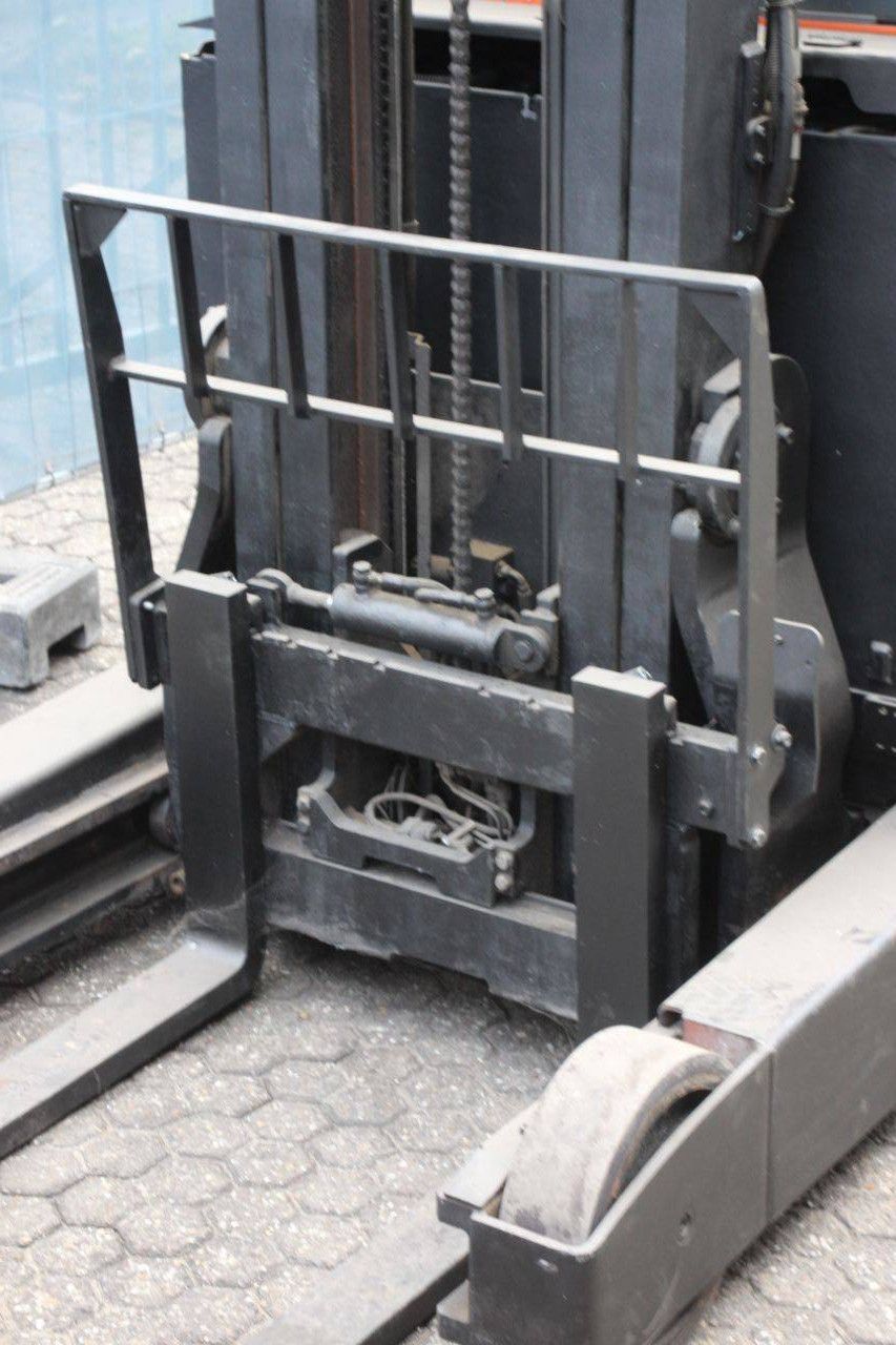 Schubmaststapler BT RRE 200 Elektro 2000kg 2010