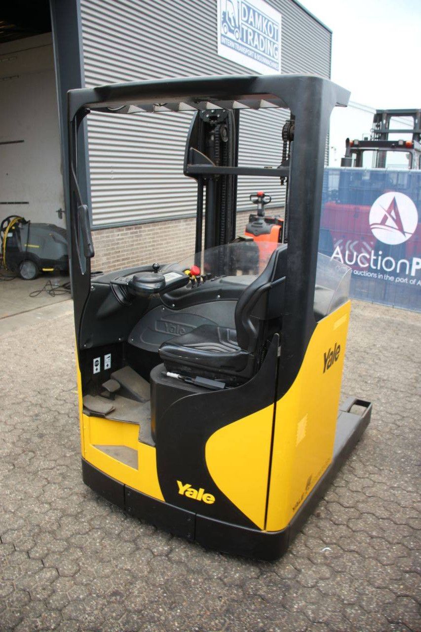 Schubmaststapler Yale MR14 Electric 1400 kg 4,6 m 2008
