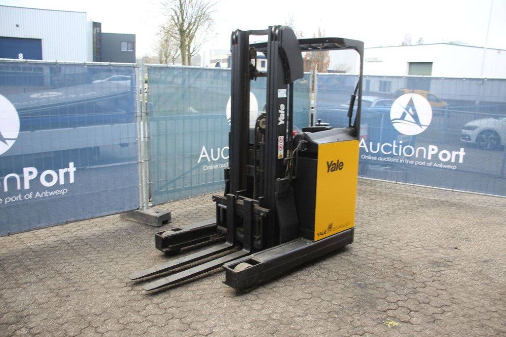 Schubmaststapler Yale MR14 Electric 1400 kg 4,6 m 2008