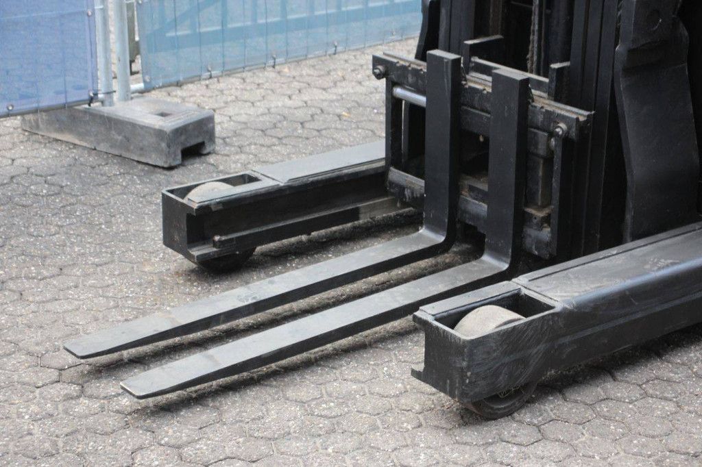 Schubmaststapler Yale MR14 Electric 1400 kg 4,6 m 2008