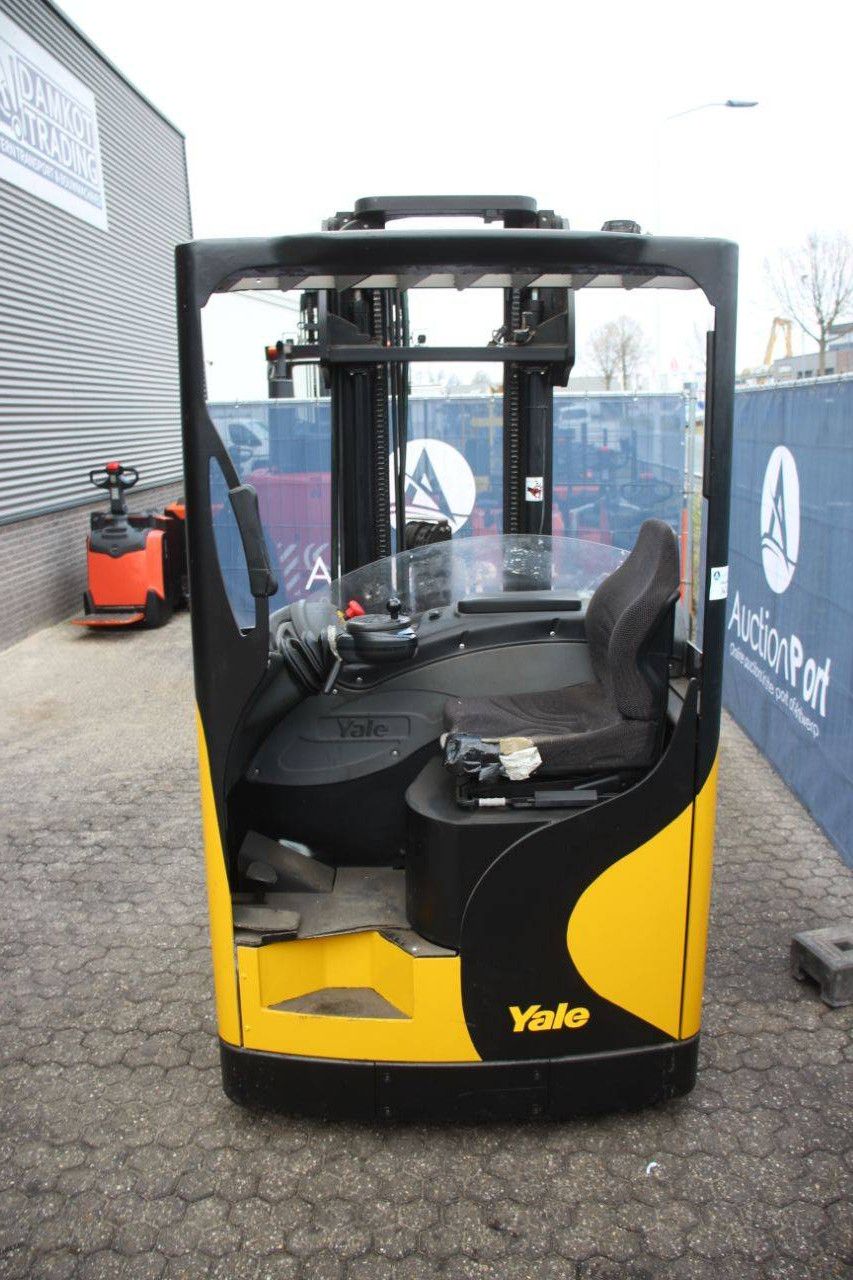 Reach truck Yale MR16 Electric 1600kg 2009