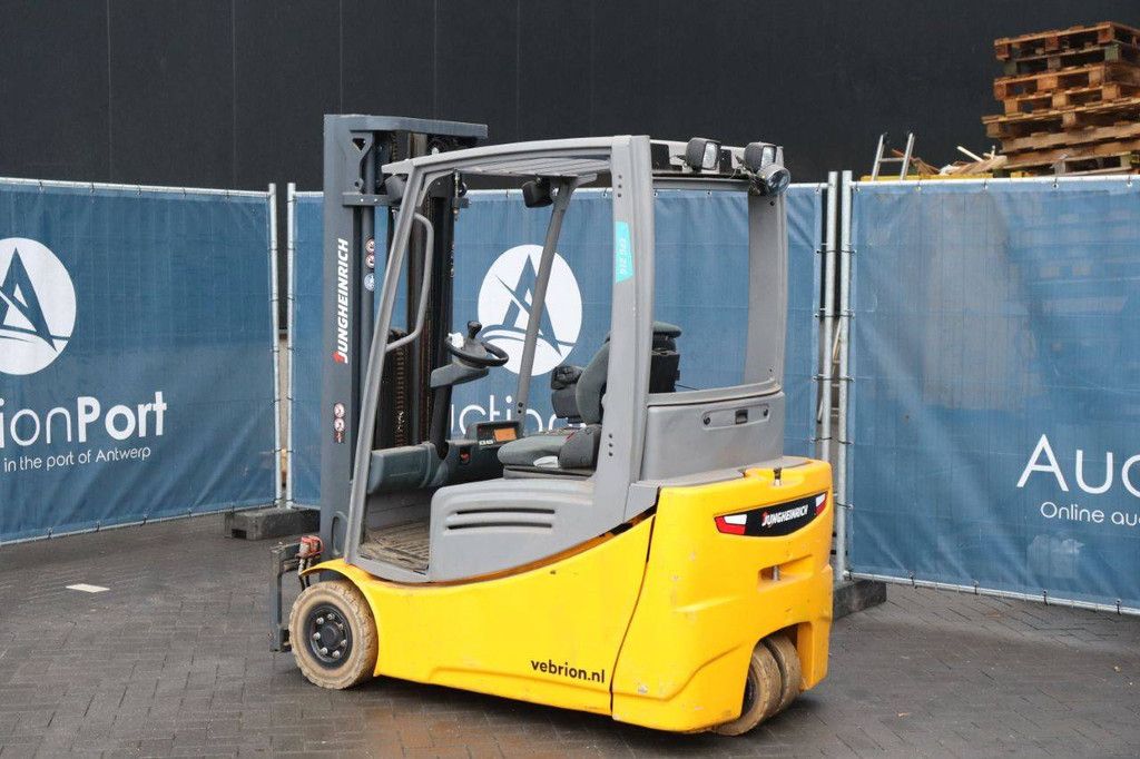 Heftruck Jungheinrich EFG 216 440DZ Elektrisch 1600kg 4.4m 2016