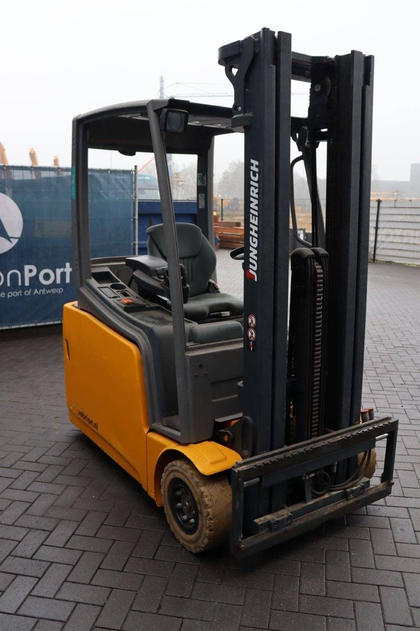 Heftruck Jungheinrich EFG 216 440DZ Elektrisch 1600kg 4.4m 2016