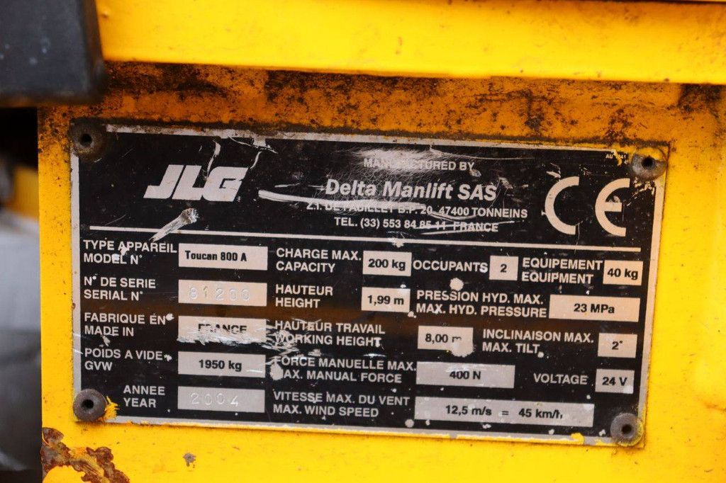 JLG Toucan 800 A Electric Articulating Boom Lift 2004