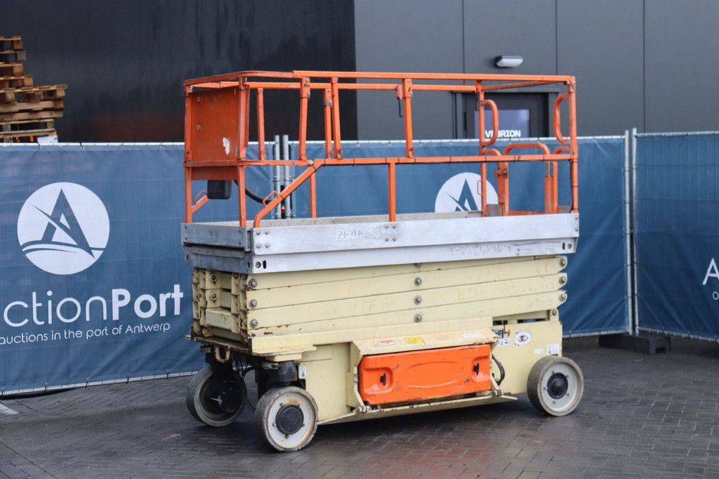 Scherenbühne JLG 2646ES Elektrisch 2004