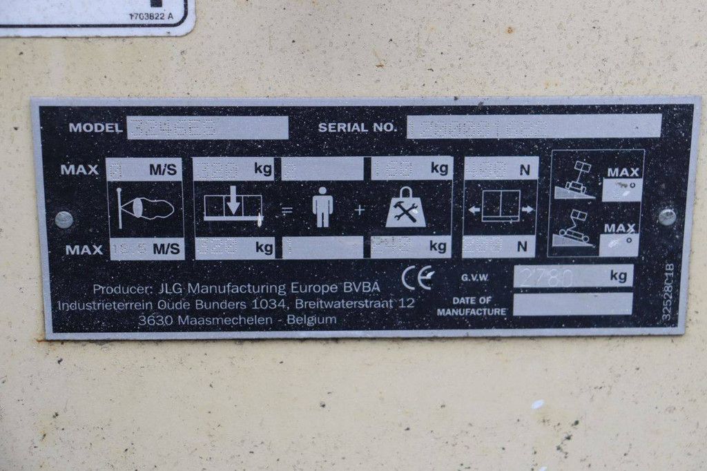 JLG 3246ES Electric Scissor Lift 11m