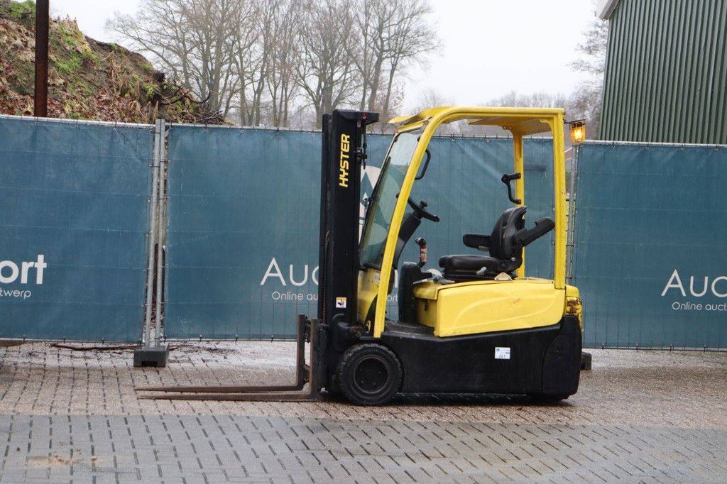 Hyster J1.8XNT MWB Electric Forklift 1750kg 4.6m 2013