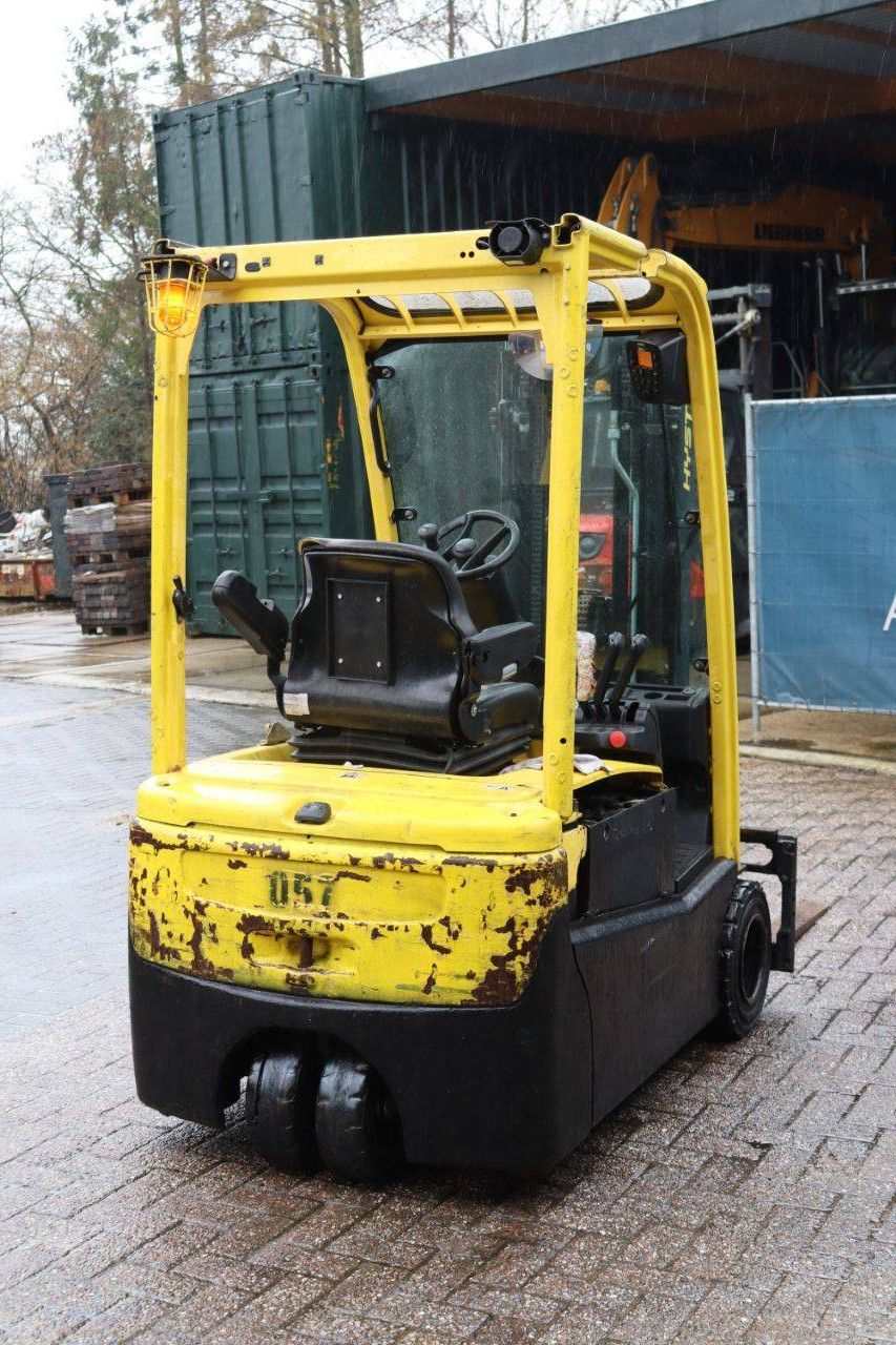 Hyster J1.8XNT MWB Electric Forklift 1750kg 4.6m 2013