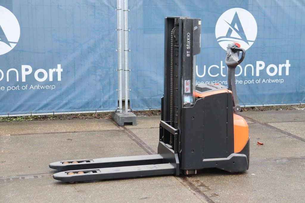 Stacker Toyota SWE200D Electric 1000kg 2016