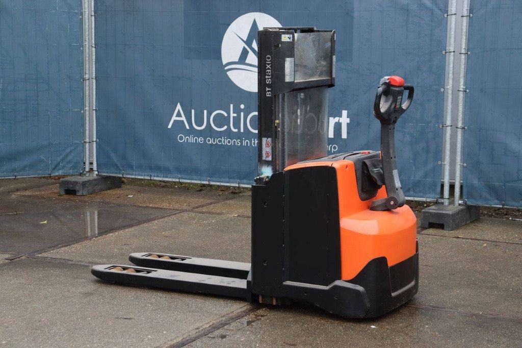 Stacker Toyota SWE200D Electric 1000kg 2016