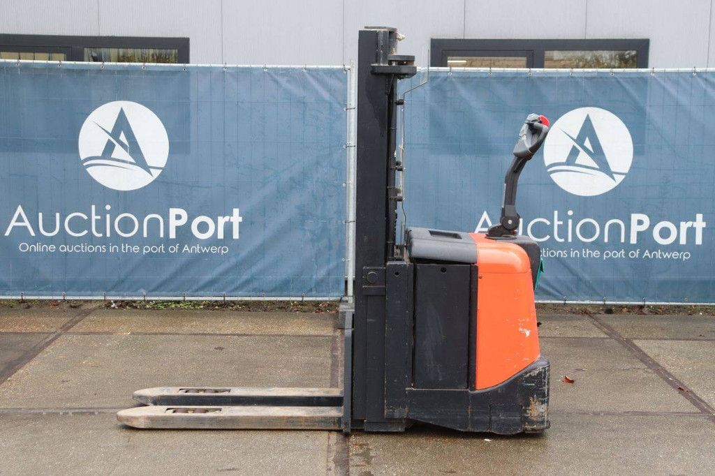 Stacker BT SPE160L Electric 1600kg 2008