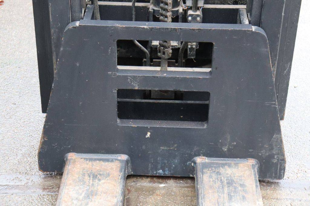 Stacker BT SPE160L Electric 1600kg 2008