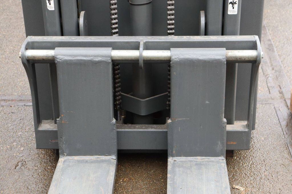 Stacker Jungheinrich EMD 220 Electric 2000kg