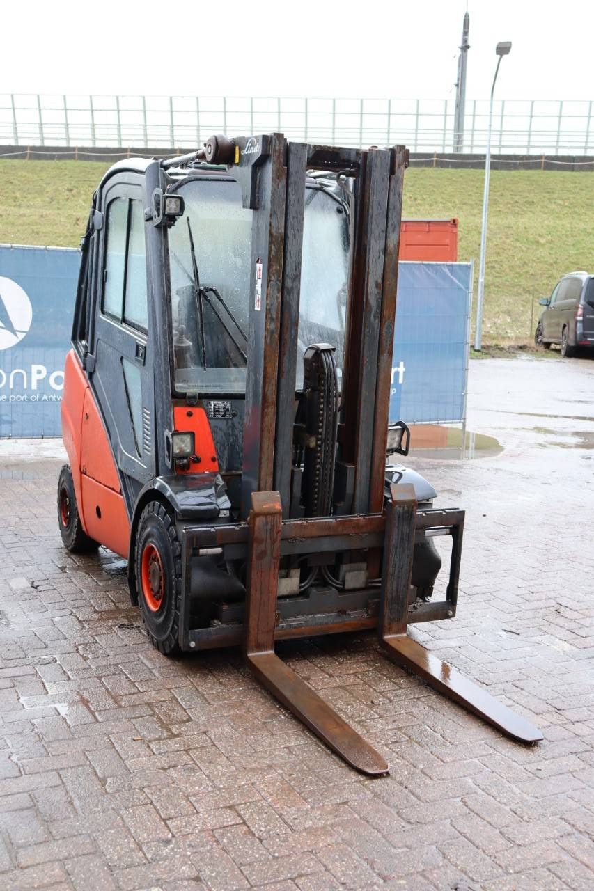Gabelstapler Linde H30T LPG 3000kg 7,0m 2008