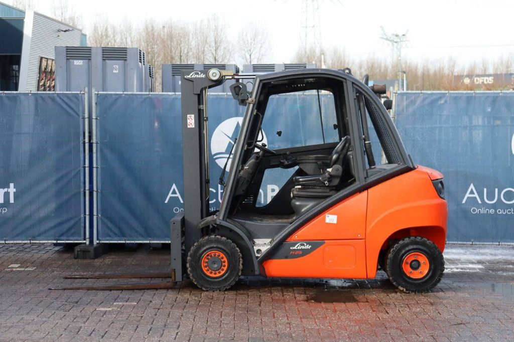 Gabelstapler Linde H25D Diesel 2500 kg 7,0 m 2003