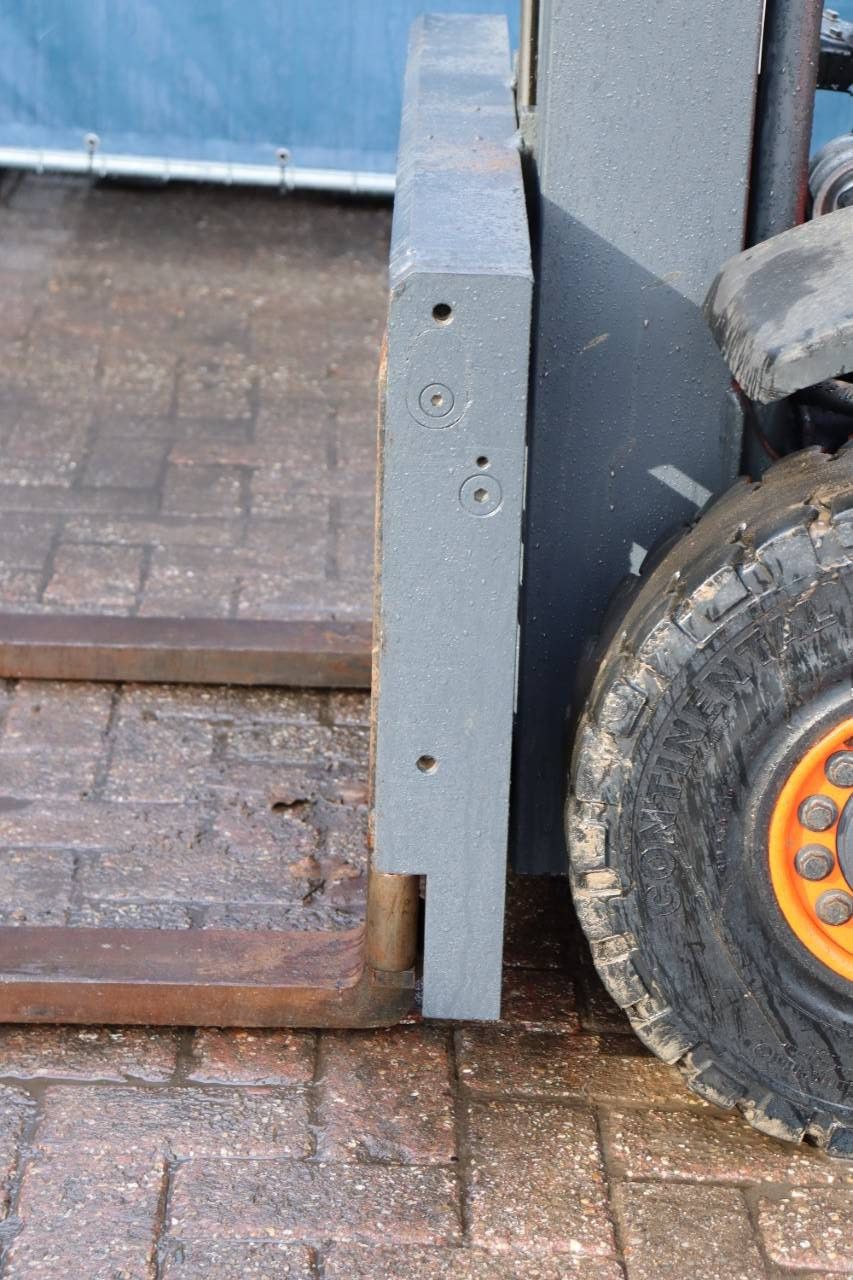 Gabelstapler Linde H25D Diesel 2500 kg 7,0 m 2003