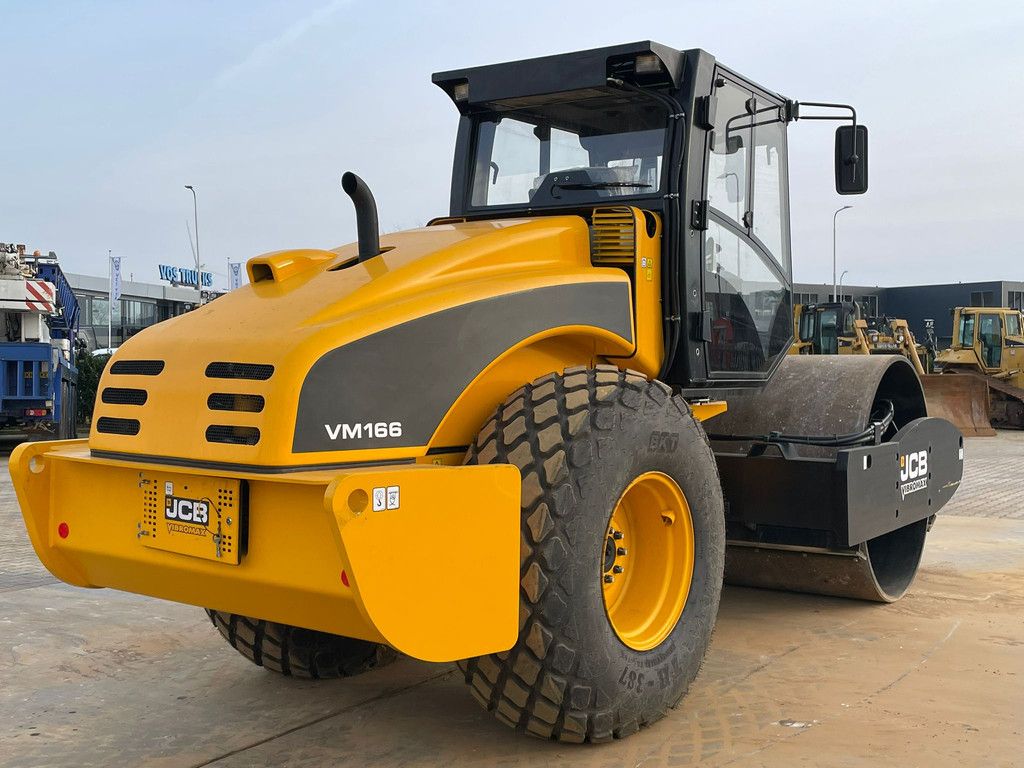 JCB VM166D