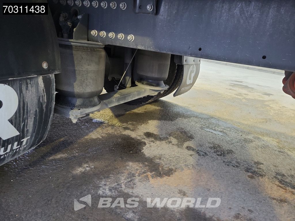 Renault D 210 4X2 14tonner 755cm open floor Automatic ACC Euro 6