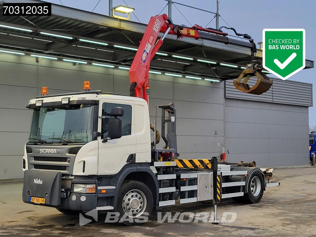 Scania P P230 4X2 NL-Truck HMF 1060K2 Kran Crane Hyva containersystem Euro 4