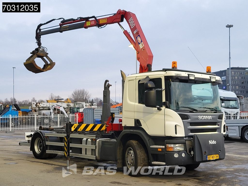 Scania P P230 4X2 NL-Truck HMF 1060K2 Kran Crane Hyva containersystem Euro 4