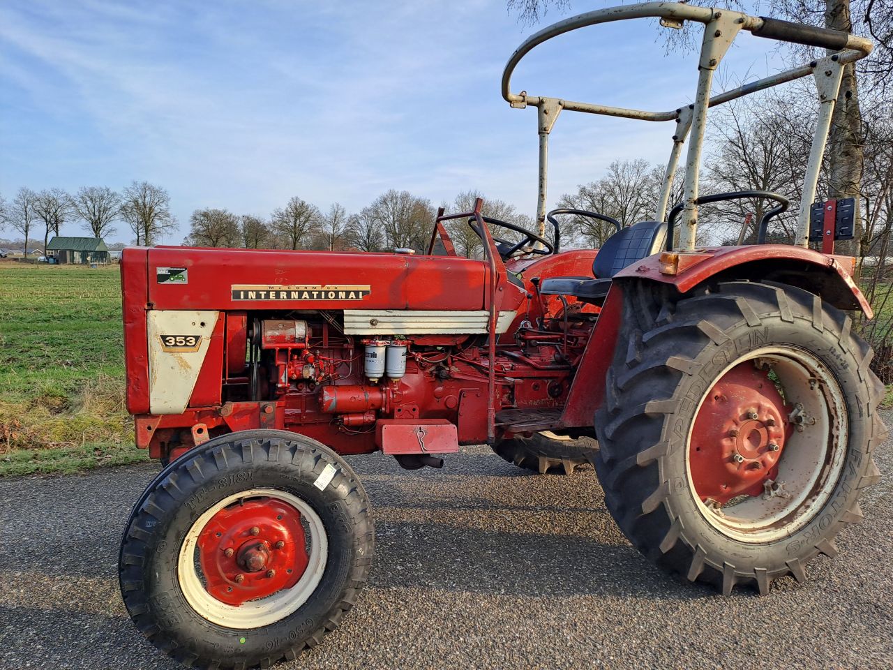 International 353 | Nl Kenteken | Inruil & transport mogelijk