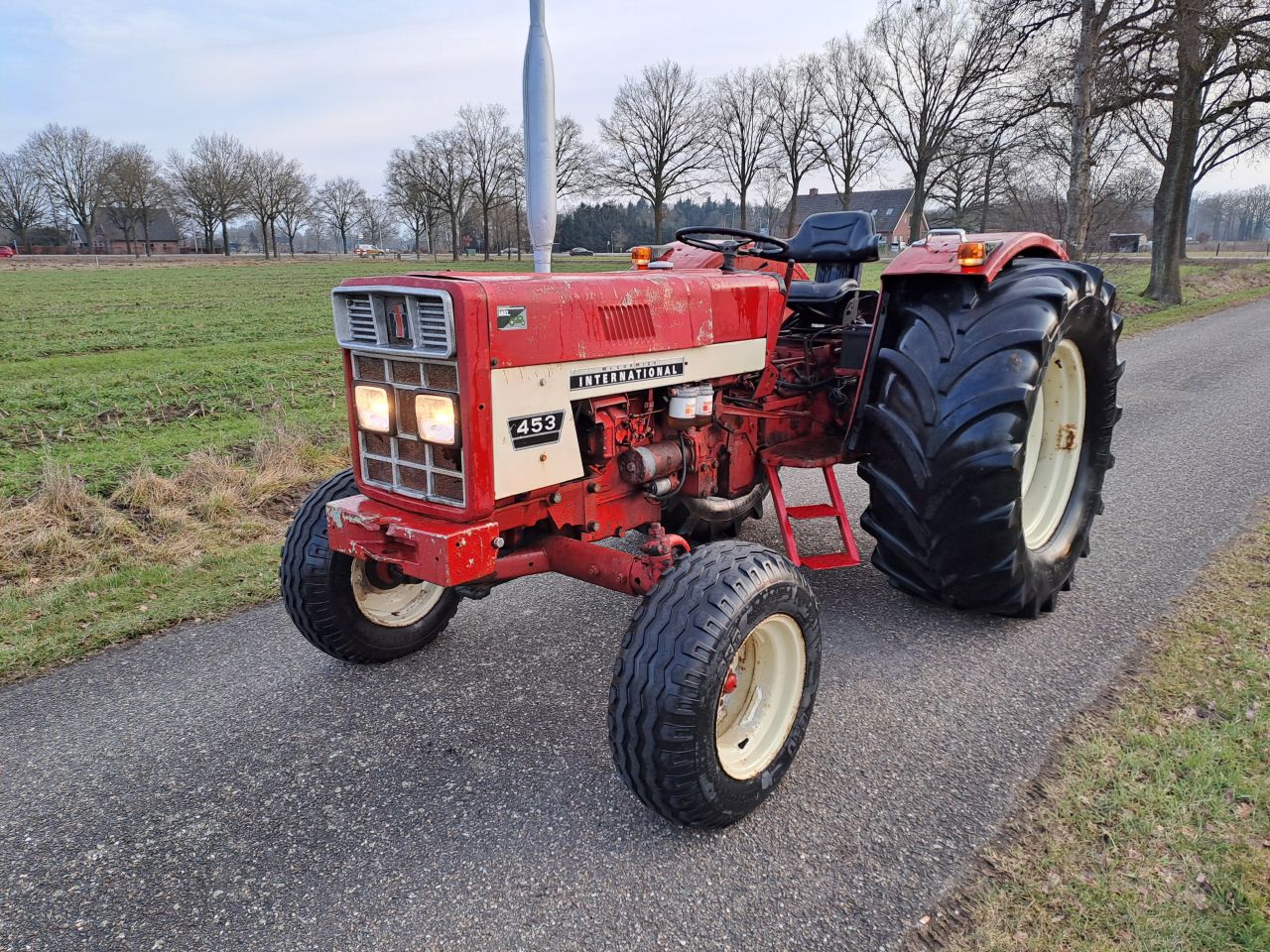 IHC International 453 | NL Kenteken | Inruil & Transport