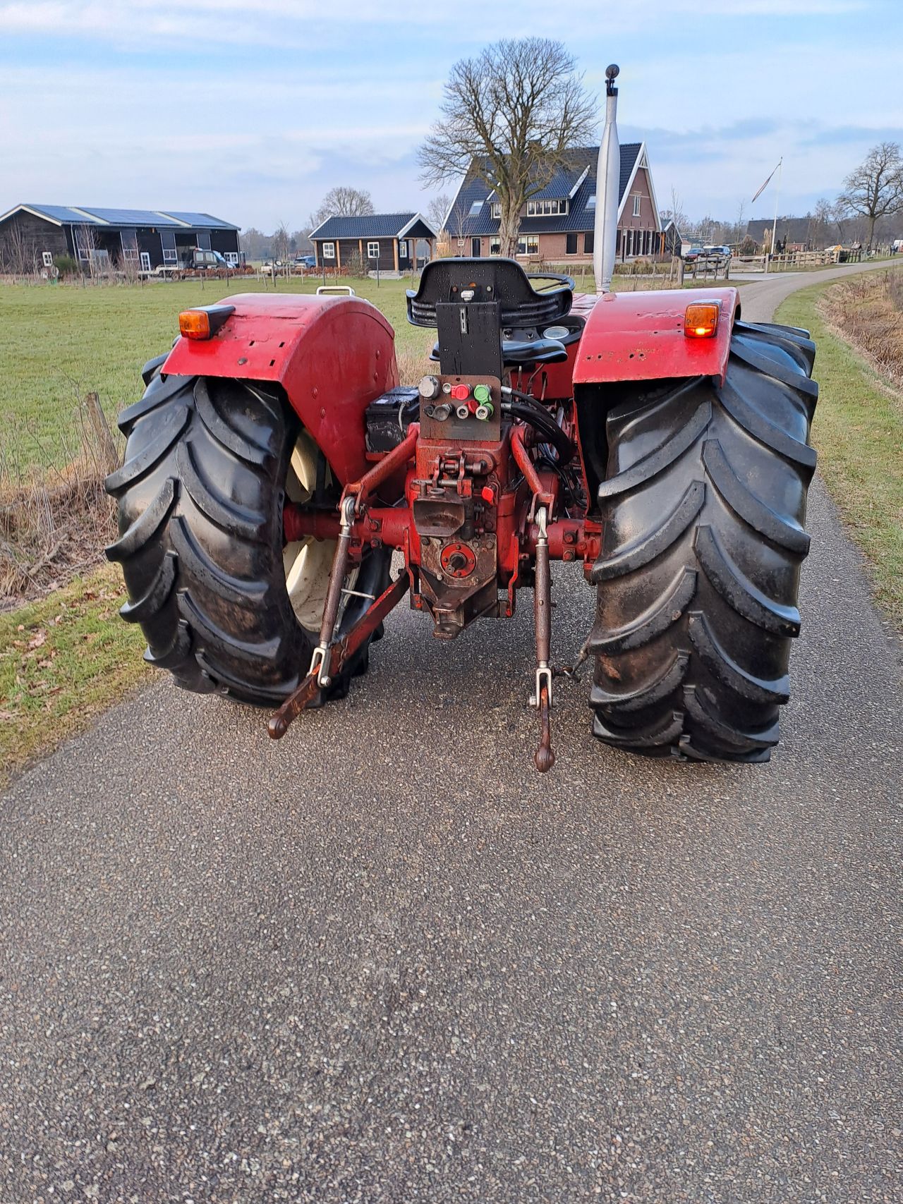 IHC International 453 | NL Kenteken | Inruil & Transport