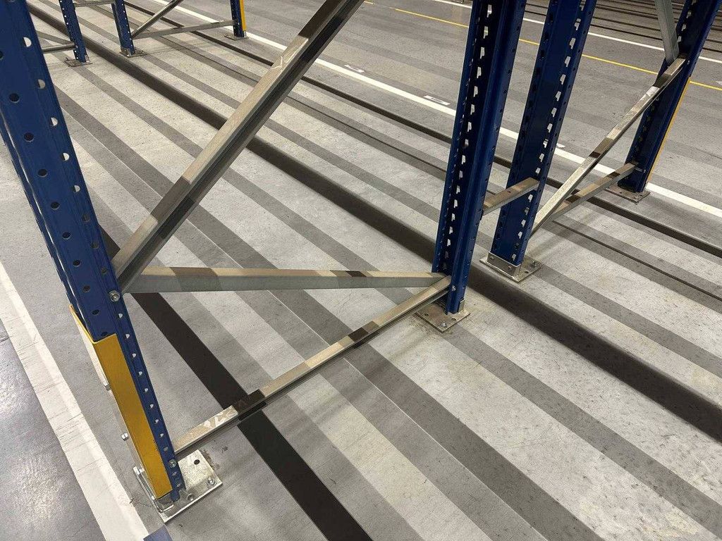 Jungheinrich MPB Pallet rack 9x80