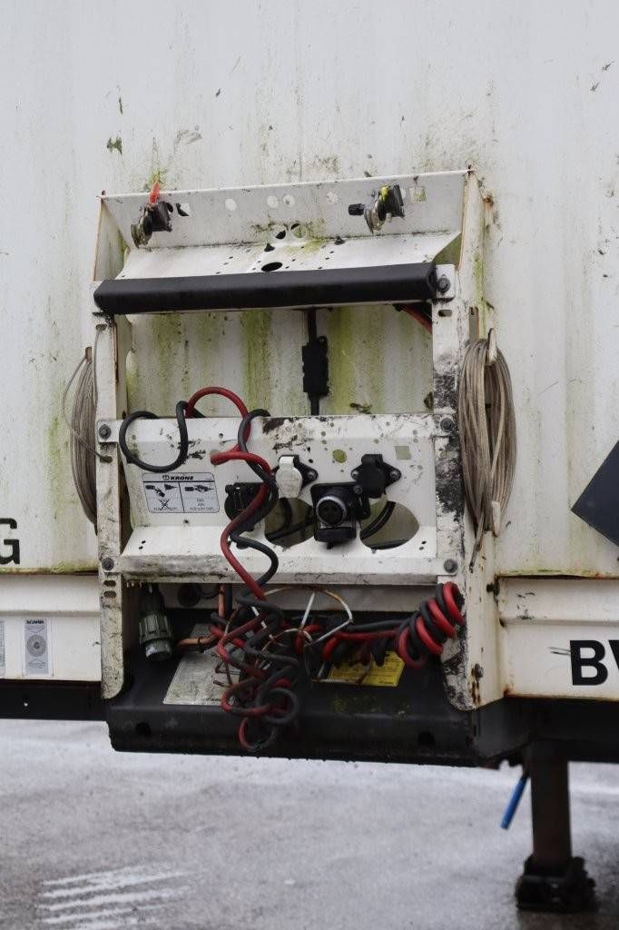 Krone SD 2016 sliding tarpaulin trailer