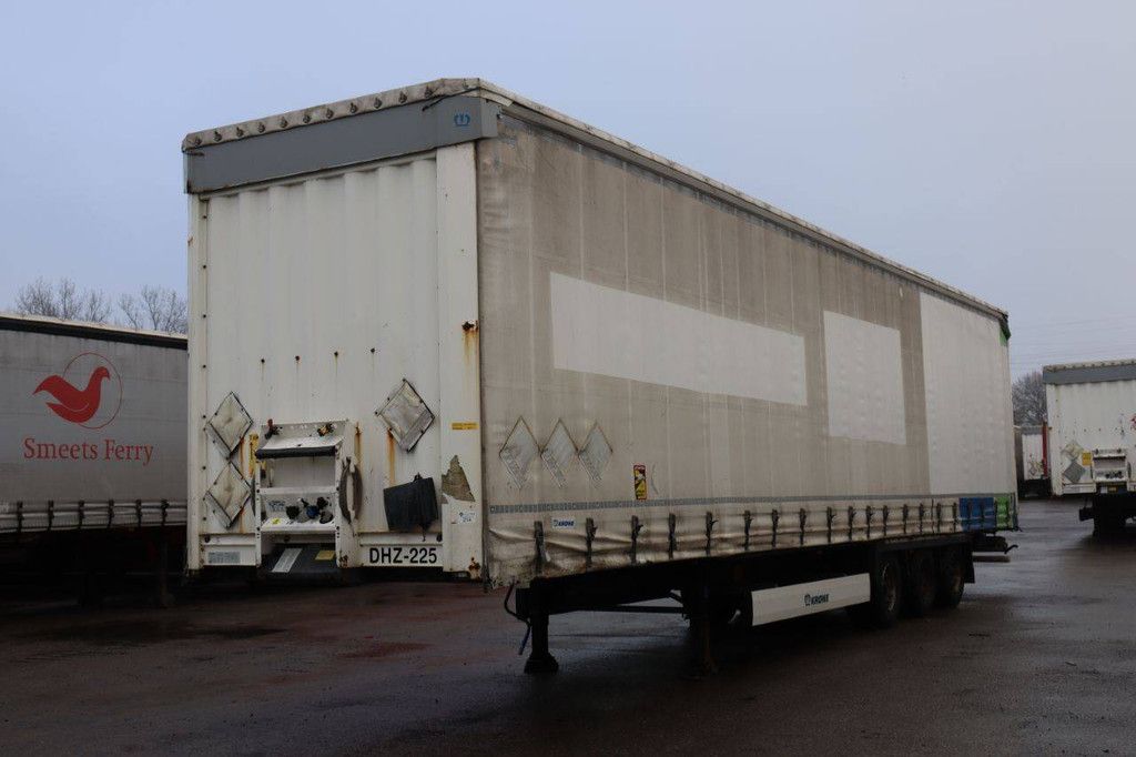 Krone SD 2017 sliding tarpaulin trailer