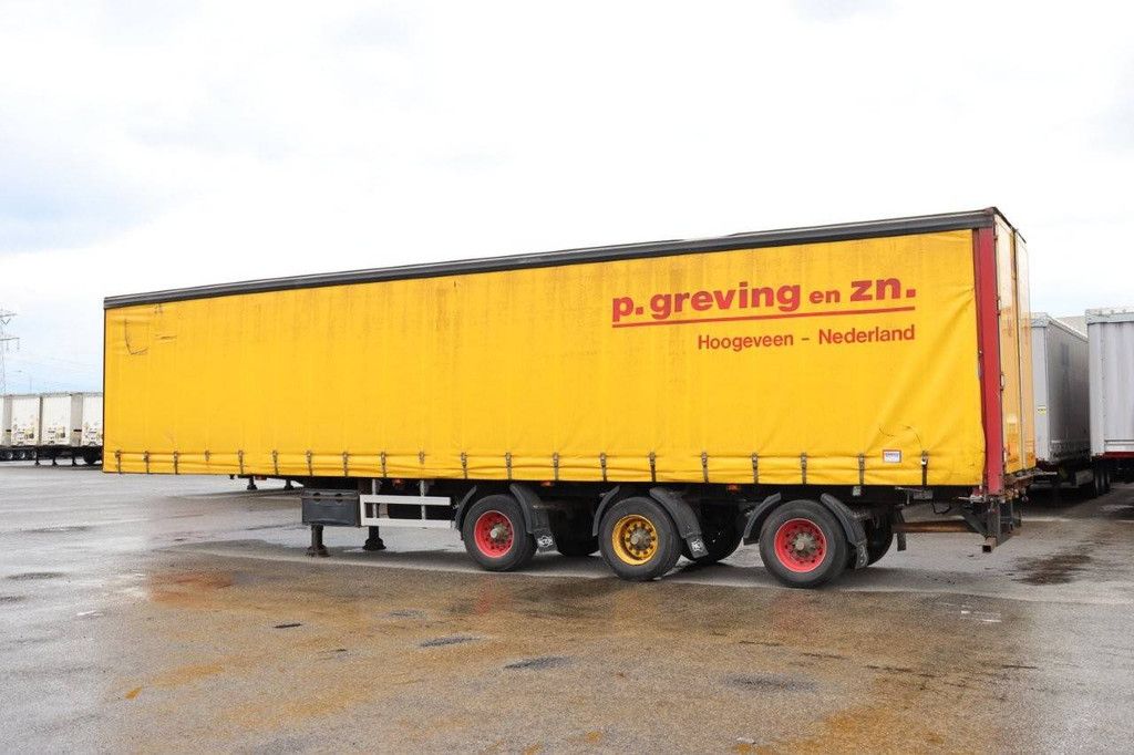 Curtainsider trailer Pacton TRD345 2006