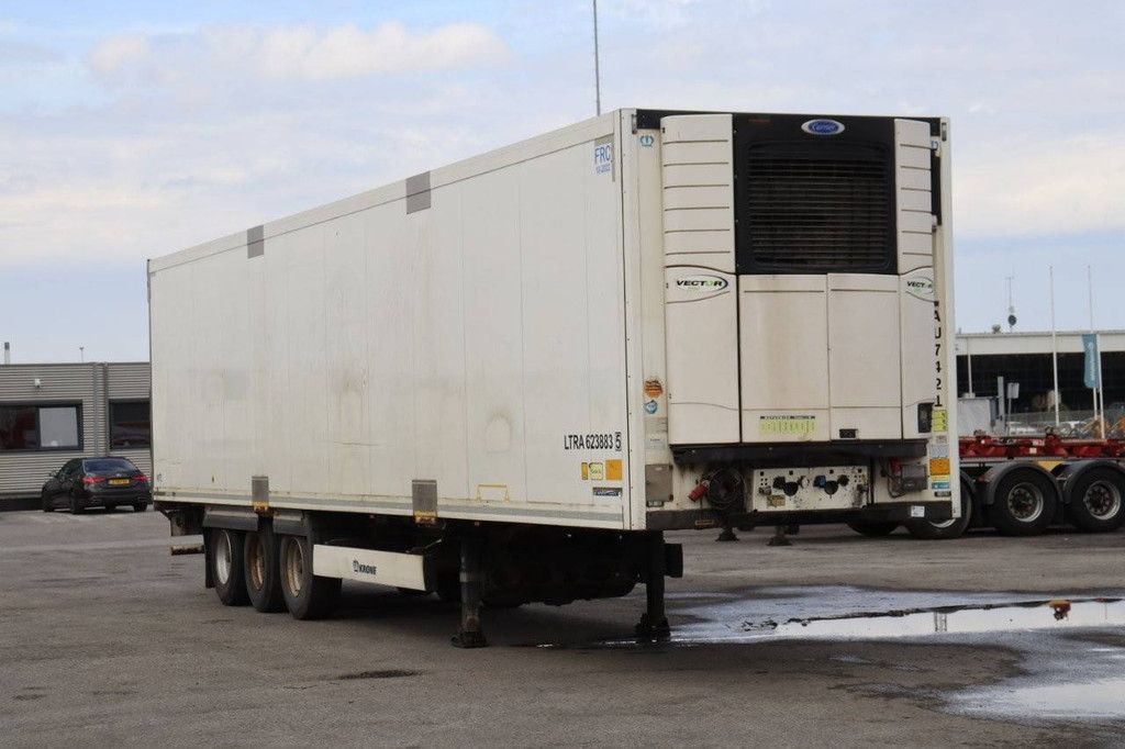 Closed Trailer Krone SD 2014