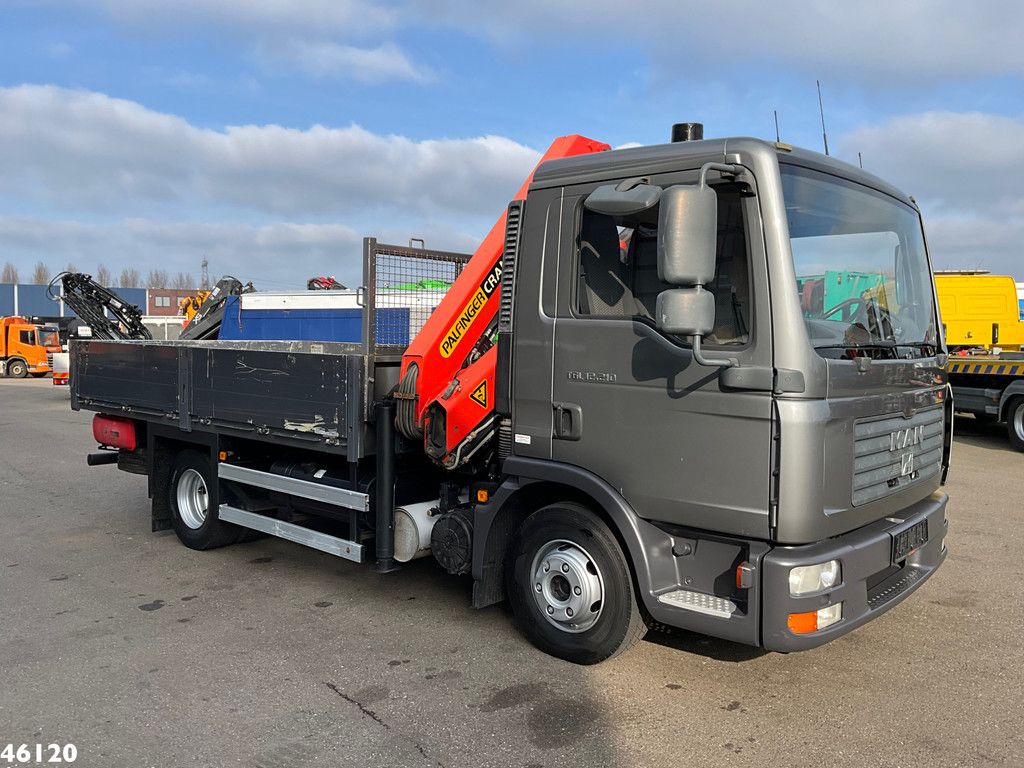 Man TGL 12.210 Palfinger 10 Tonmeter laadkraan Just 163.014 km!