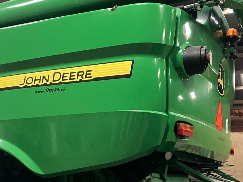 John Deere S680i