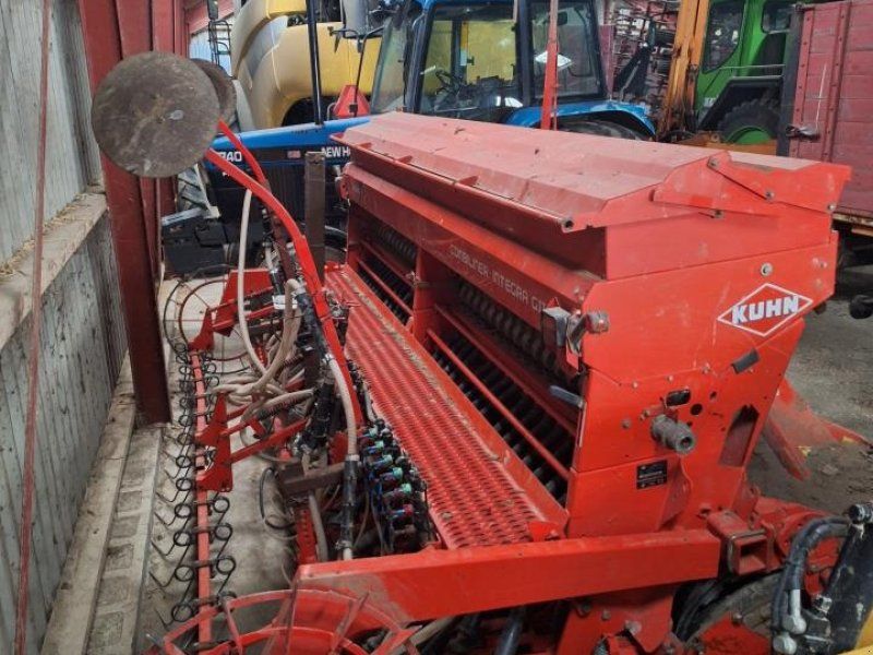 Kuhn HR4003D/INTEGRA GII