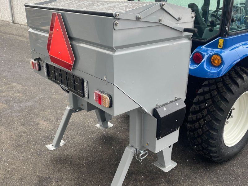 New Holland BOOMER 40 HST Inkl. Vinterpakke