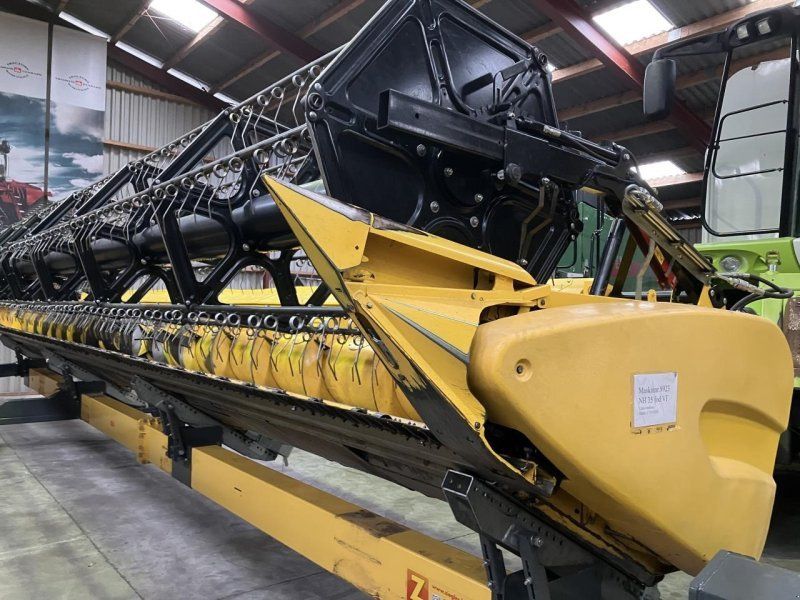 New Holland 760CG 10.7 METER VF