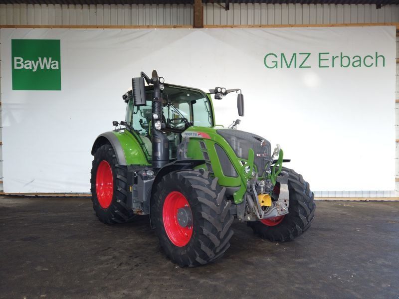 Fendt 718 VARIO S4 PROFI PLUS